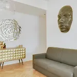 21a Marechal Foch Avenue Champs-elysees * Paris
