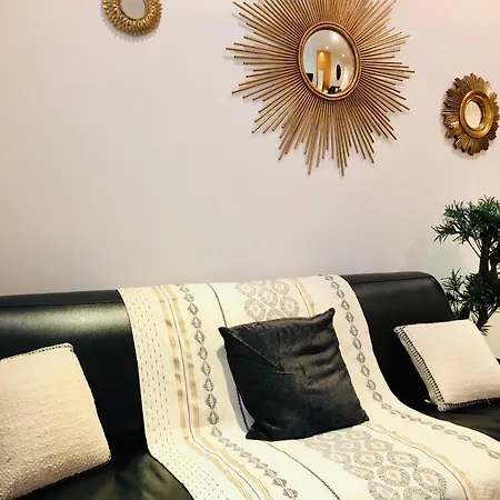 Apartment Montaigne - Champs Elysees Luxury&design / 110 M2 *