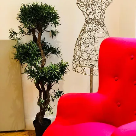 Montaigne - Champs Elysees Luxury&design / 110 M2