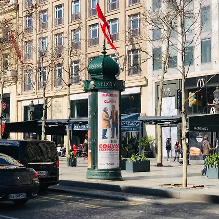 Montaigne - Champs Elysees Luxury&design / 110 M2 Apartment Paris