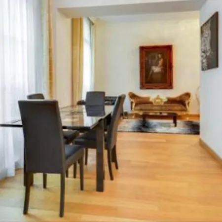 Montaigne - Champs Elysees Luxury&design / 110 M2 Paris