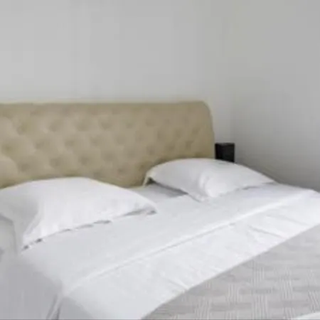 Montaigne - Champs Elysees Luxury&design / 110 M2
