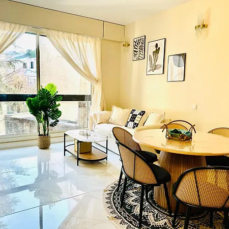 Apartment 21a Marechal Foch Avenue Champs-elysees Paris