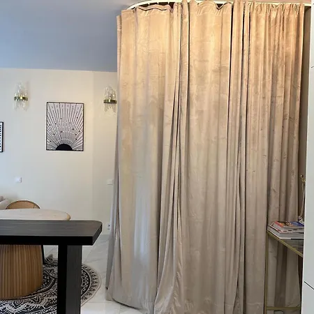 21a Marechal Foch Avenue Champs-elysees Apartment *