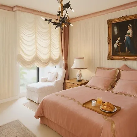 21a Maréchal Foch Avenue Champs-elysées * Paris