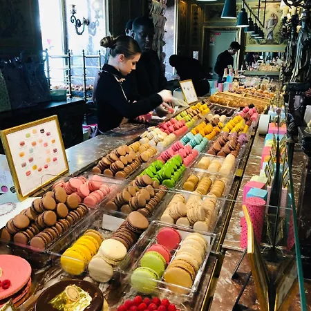 21a Marechal Foch Avenue Champs-elysees 公寓