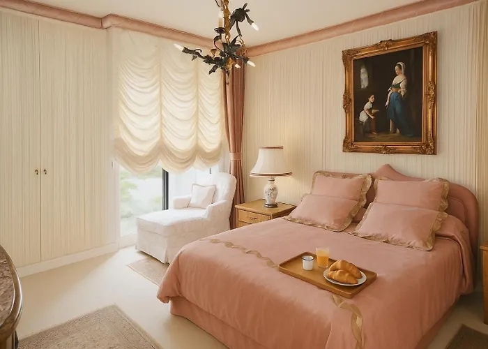 21a Marechal Foch Avenue Champs-elysees * Paris