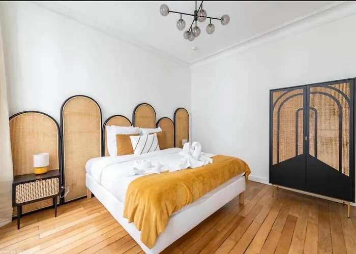 Lejlighed 21a Marechal Foch Avenue Champs-elysees *