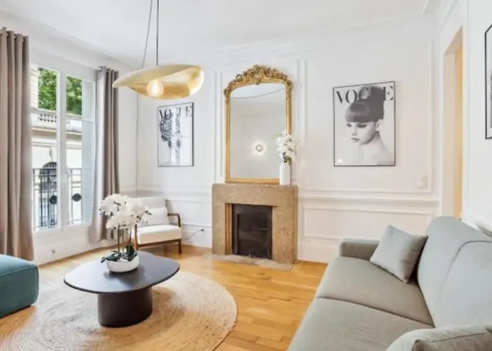 Lejlighed 21a Marechal Foch Avenue Champs-elysees Paris
