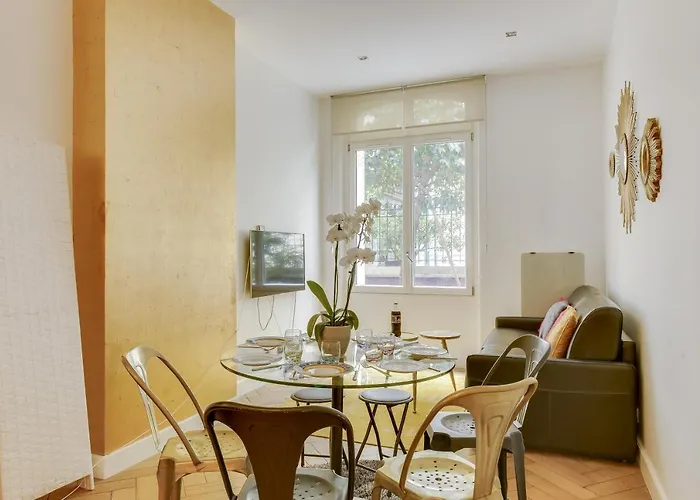 Lejlighed 21a Marechal Foch Avenue Champs-elysees *