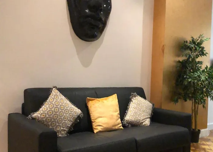 21a Marechal Foch Avenue Champs-elysees *