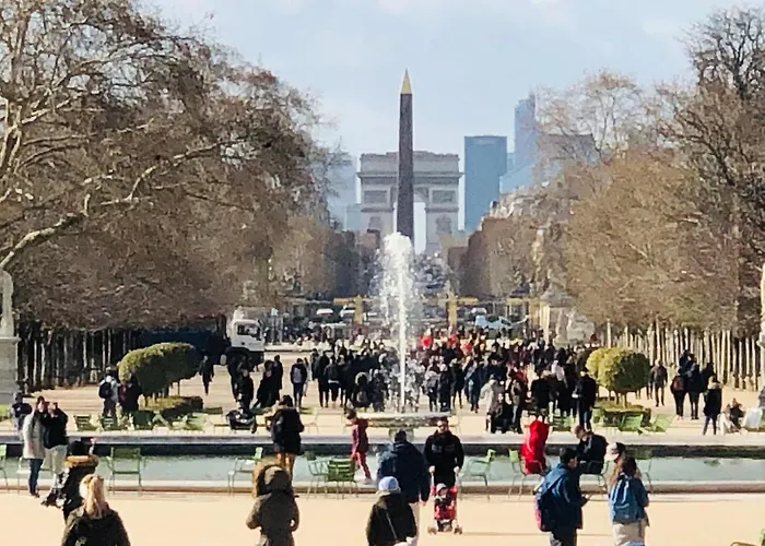 21a Marechal Foch Avenue Champs-elysees