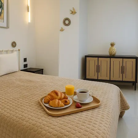 21a Marechal Foch Avenue Champs-elysees Paris