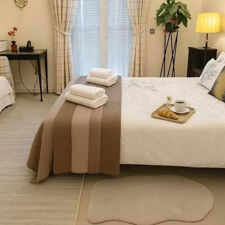 21a Marechal Foch Avenue Champs-elysees *
