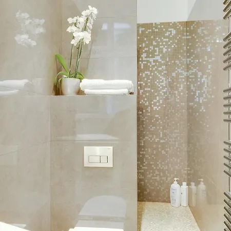 21a Marechal Foch Avenue Champs-elysees פריז